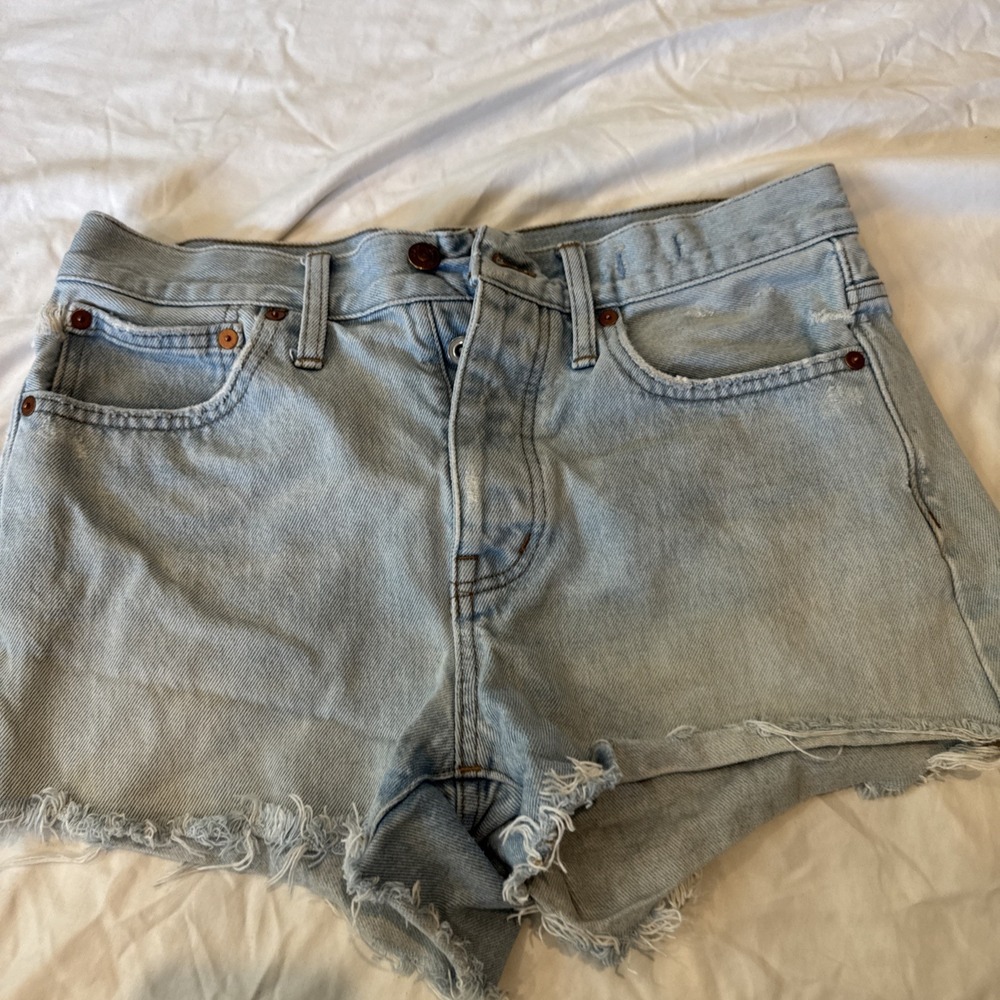 Madewell Women's Size 26 Relaxed Denim Shorts Mid Rise Light Wash Cut Off